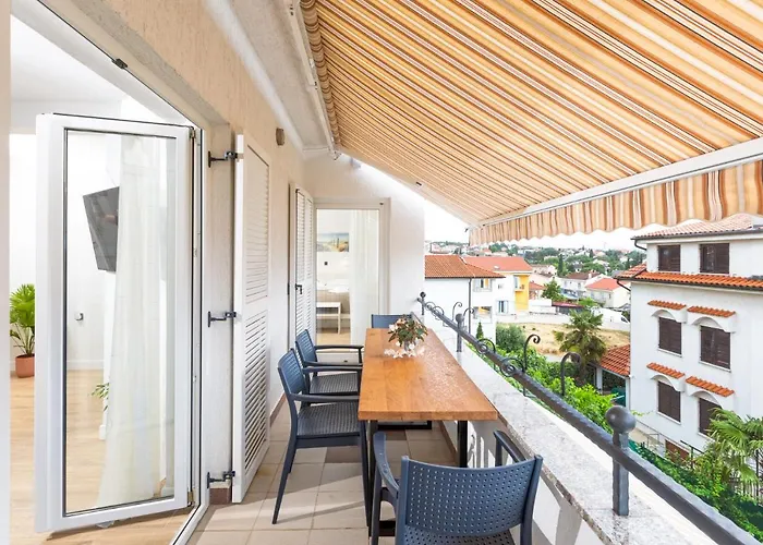 Aria Sea View Apartment