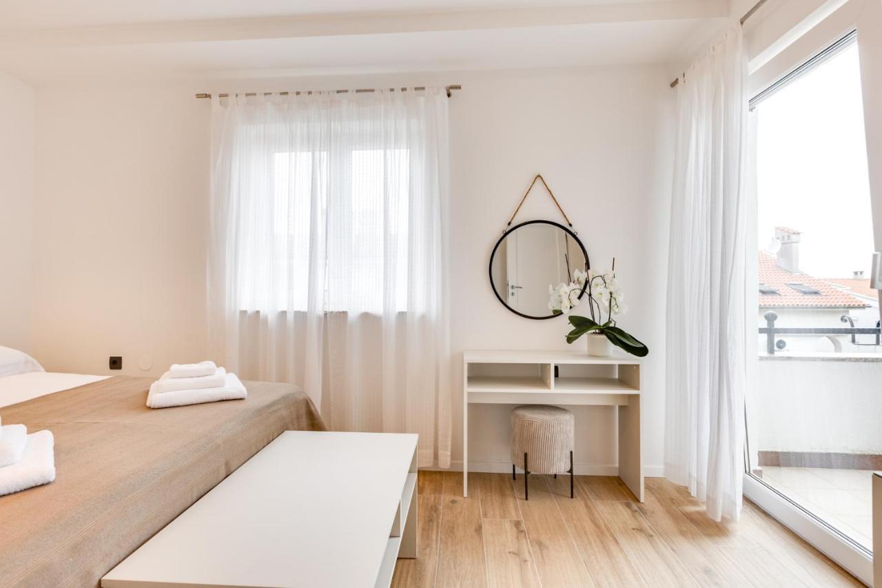 Apartment Aria Sea View