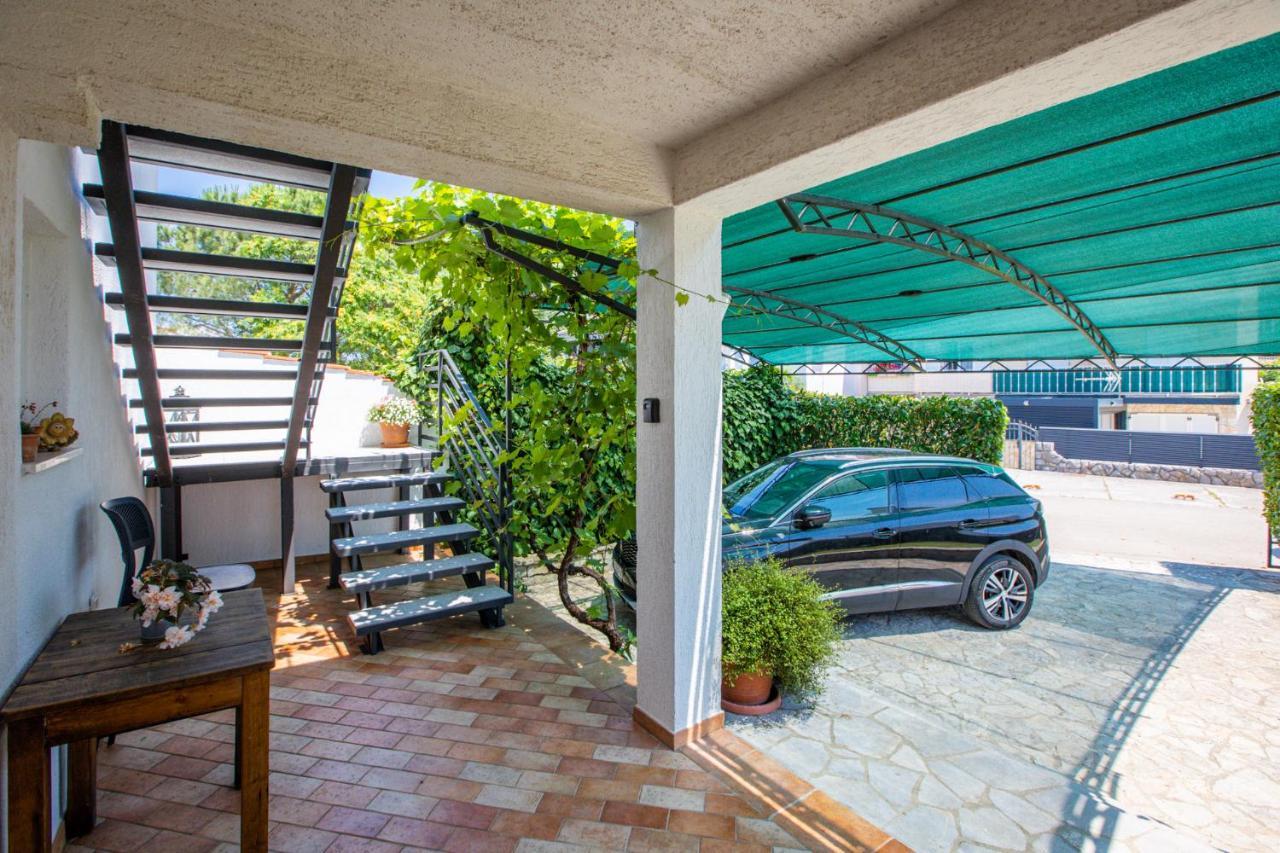 Aria Sea View Apartment Malinska